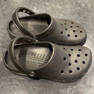 Black Crocs